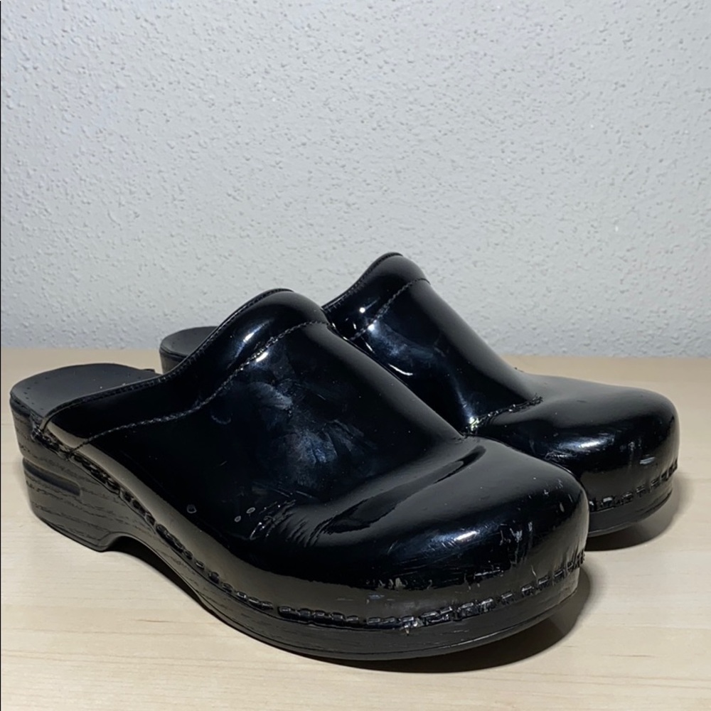 Women’s dansko shoes size 41